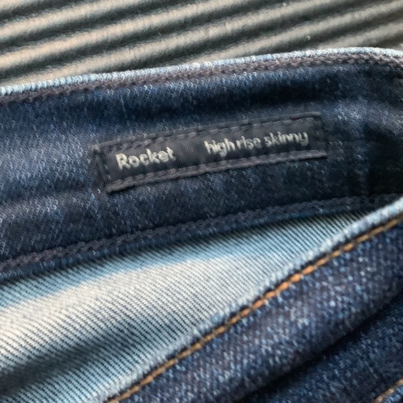 ☀️HOST PICK☀️ Citizens of Humanity 28” high rise rocket skinny - Picture 6 of 8